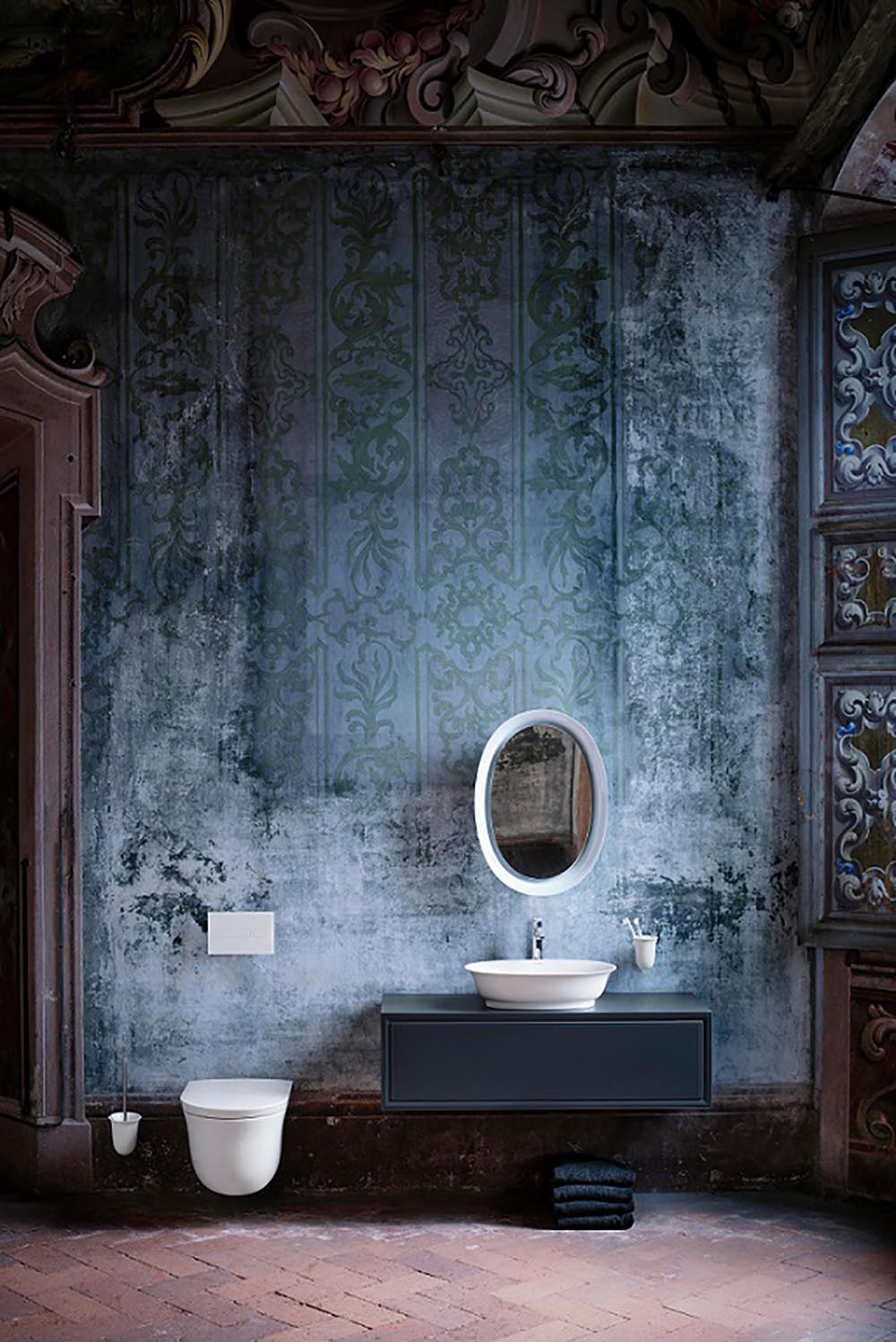 Łazienka w klasycznym stylu z elementami dawnej epoki
