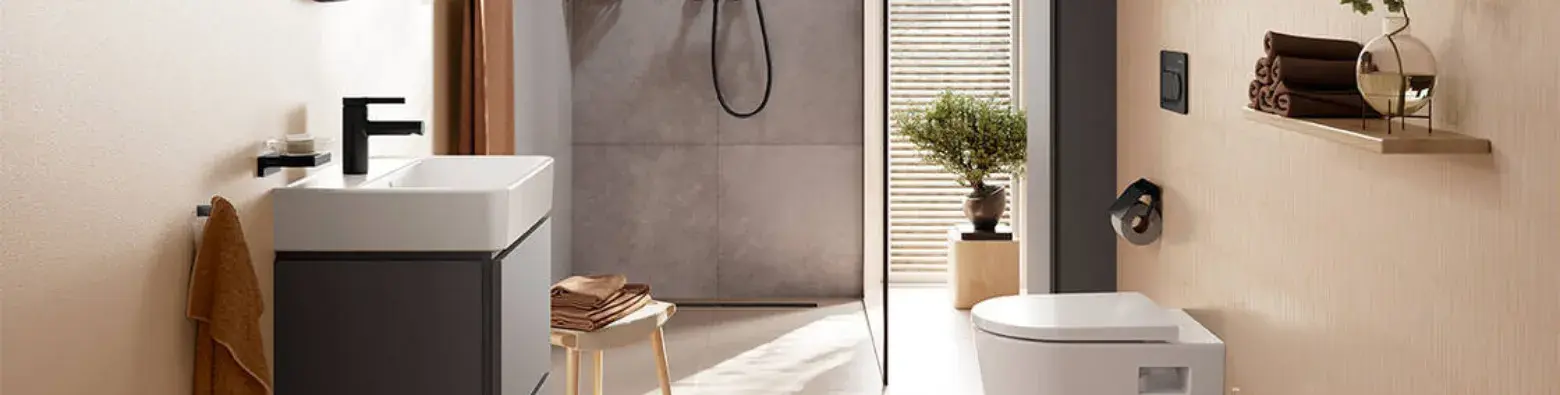 czarne dodatki w łazience